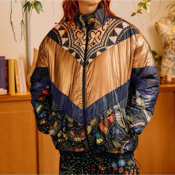 FARM RIO Borogodo Metallic Reversible Puffer Jacket Size Medium NWT - Picture 1 of 14